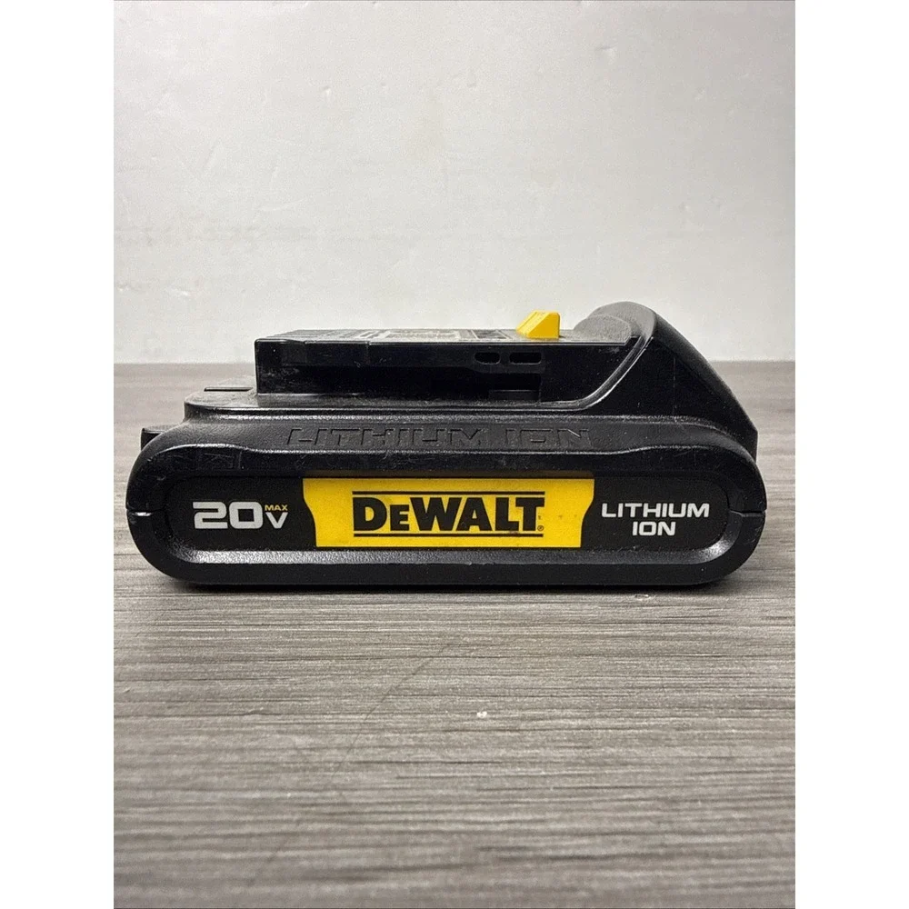 DEWALT DCB201 20V MAX 1.5 Ah Lithium-Ion Battery 234162